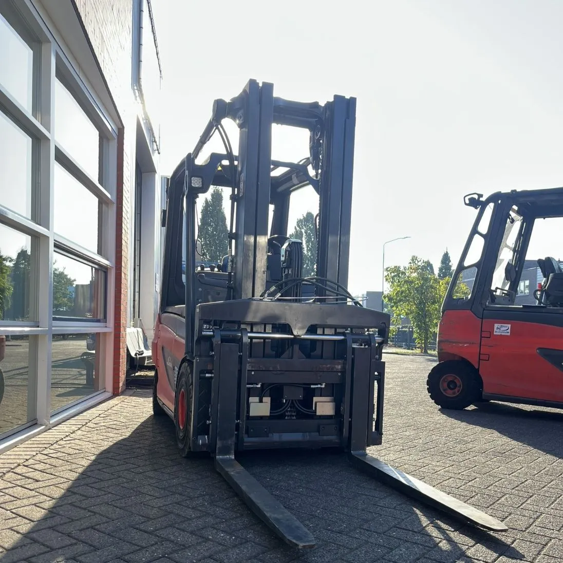Linde-E30-compact